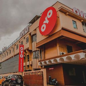 Hotel O Maruthi Gandhi Park